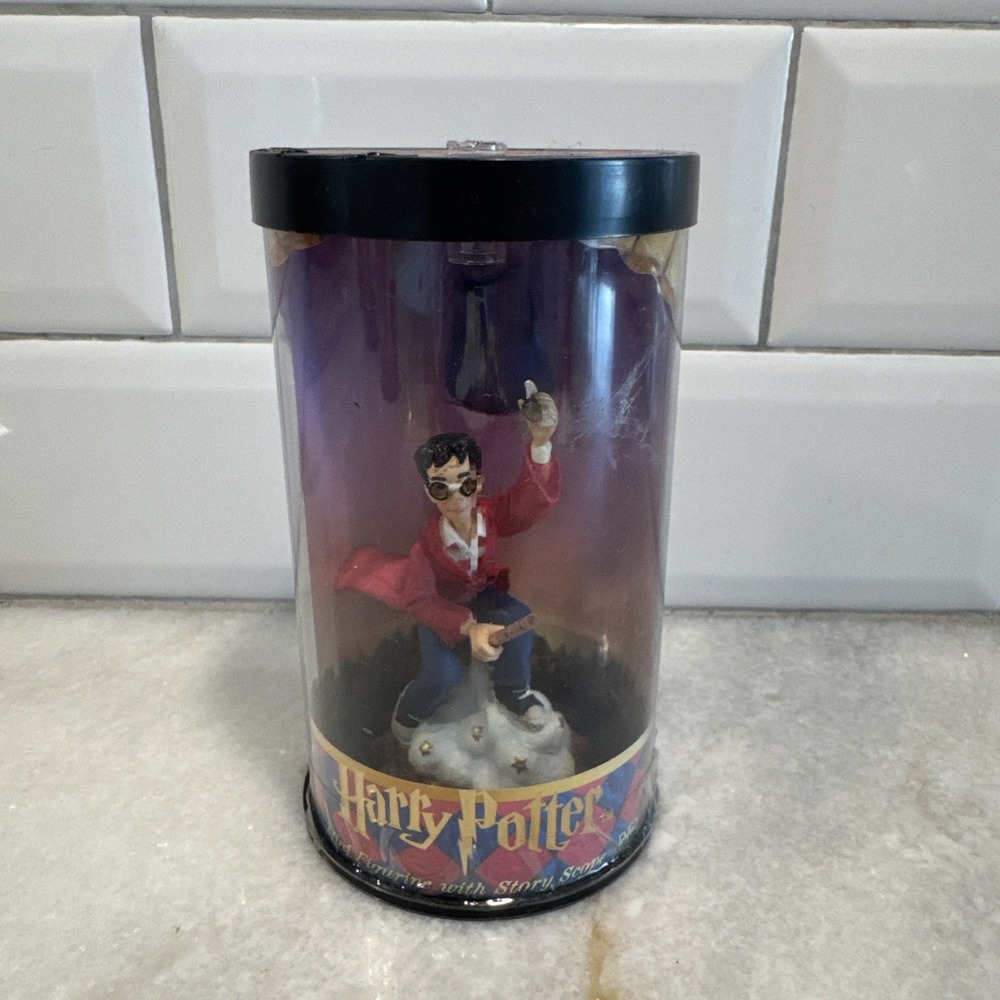 ENESCO Harry Potter Mini Figurine With Story Scope The‎ Hero Series #811831 NEW